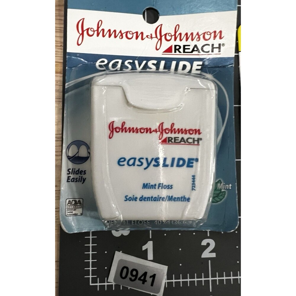 Johnson & Johnson Reach EasySLIDE Mint Floss Easy Slide 40 YD - New